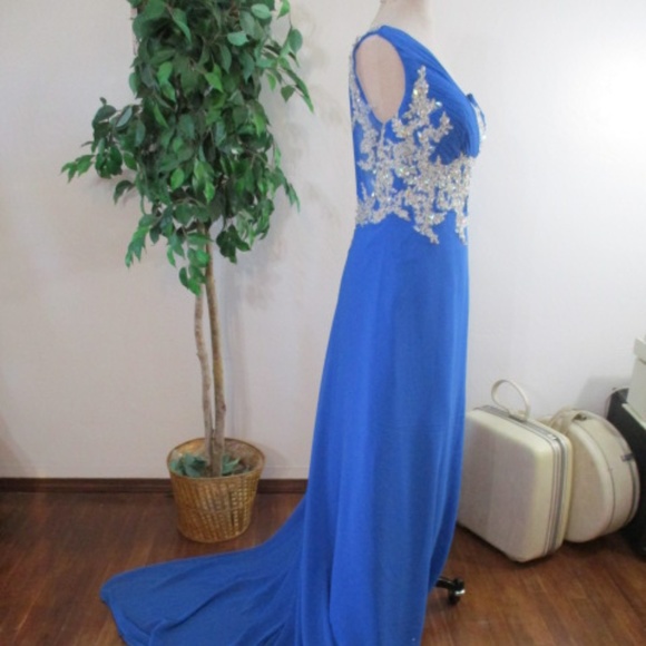 - NWT Prom Pageant Formal One Shoulder Dress Gown - Picture 2 of 8